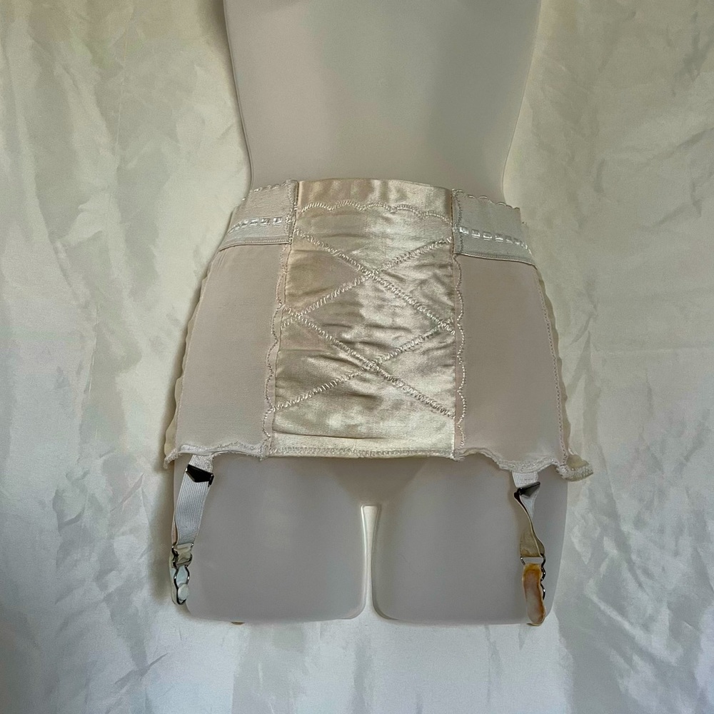 🩰 Vintage 50s 60s Chic Mode Women’s Garter Belt Girdle Lingerie Boudoir